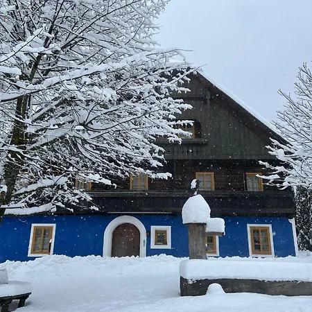 아파트 Blue House *