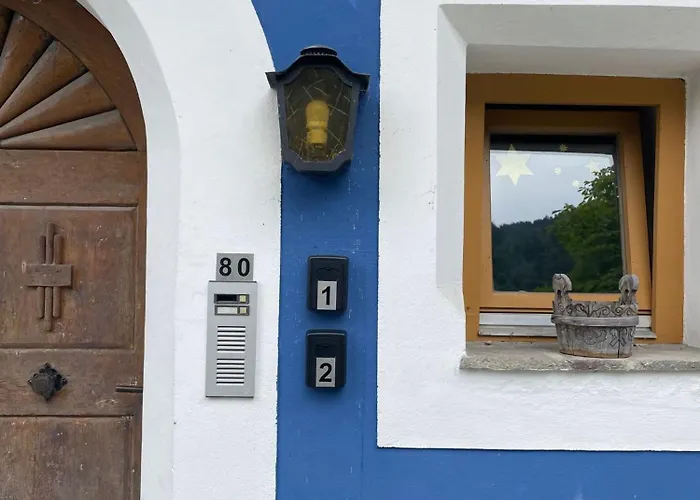 아파트 Blue House